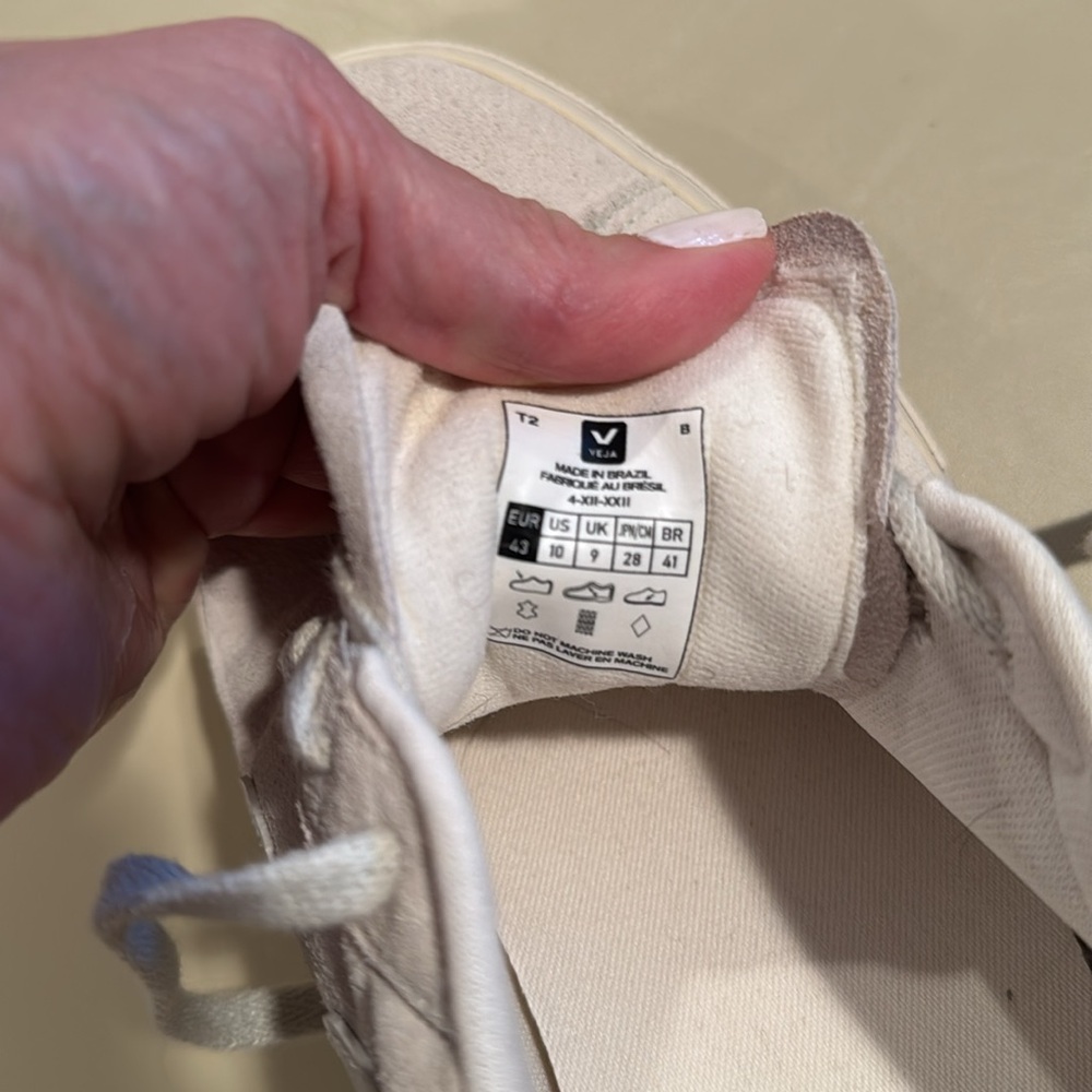 VEJA Campo Suede Sneakers, Natural White, Size US10/EUR43 - Picture 9 of 9